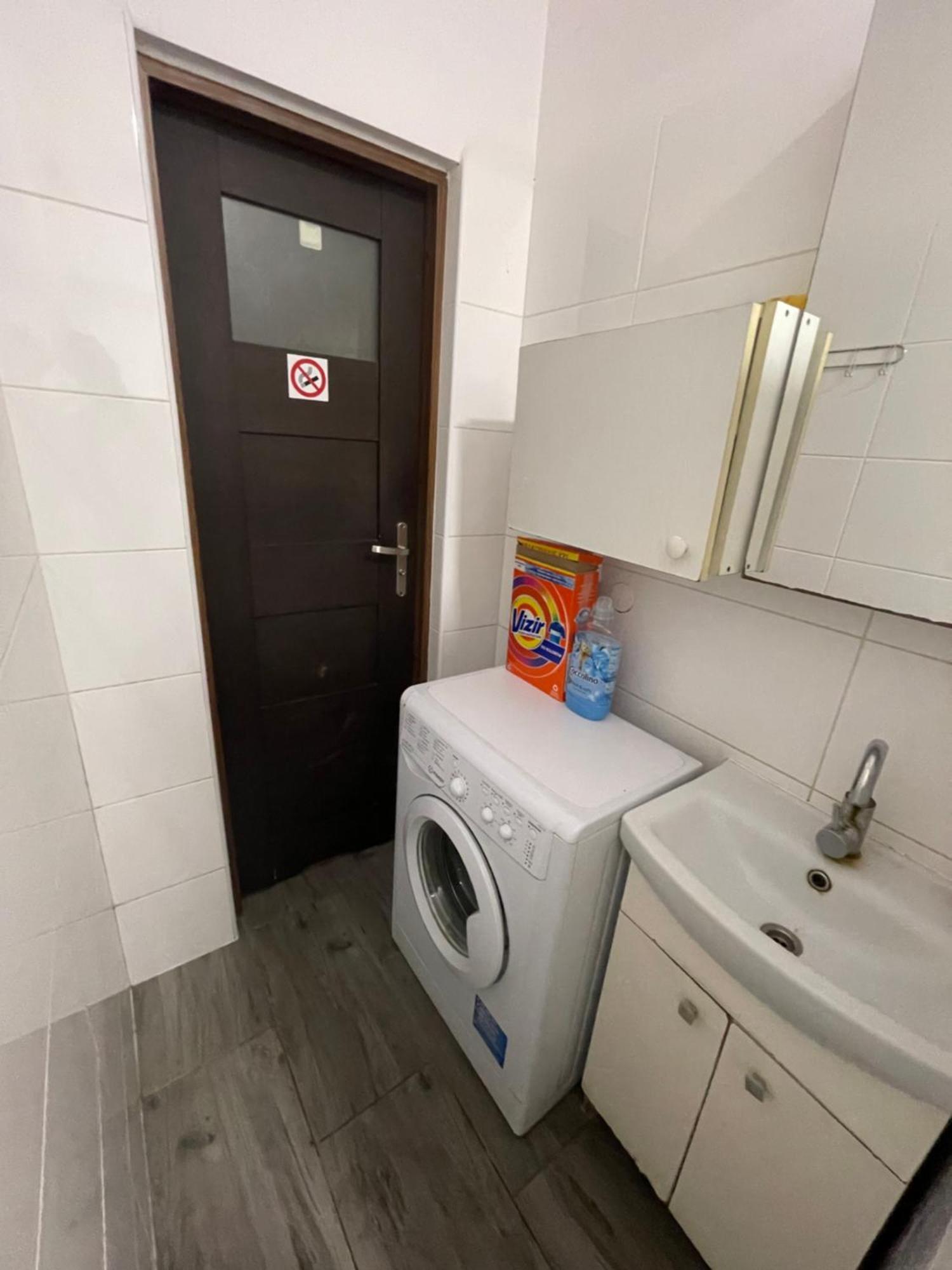 Dom U Dorogi Hostel Ozarow Mazowiecki Luaran gambar
